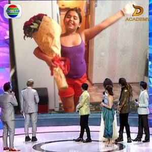 Meet your Posher, Defne